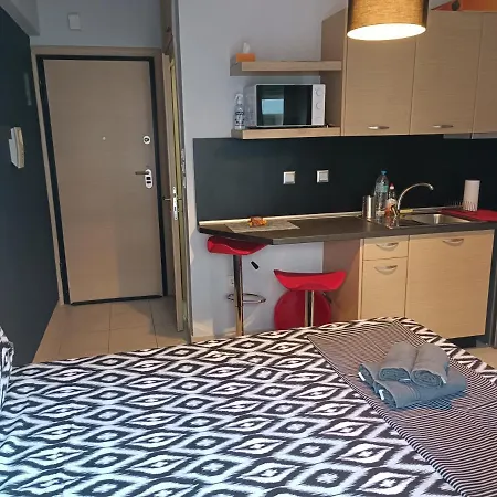 O2 Close To The White Tower * סלוניקי