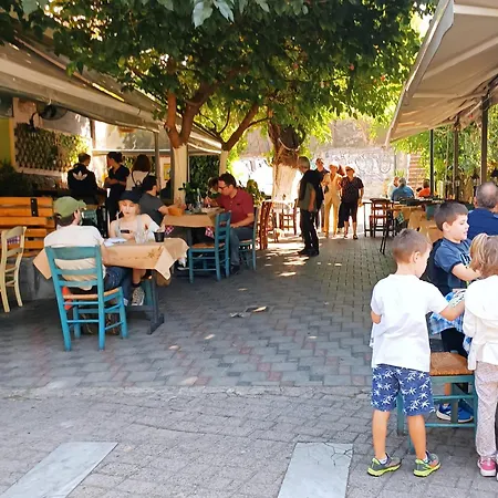 O2 Close To The White Tower * סלוניקי