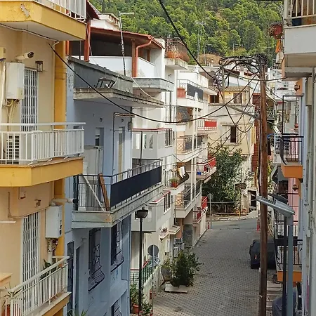 O2 Close To The White Tower * Soluň